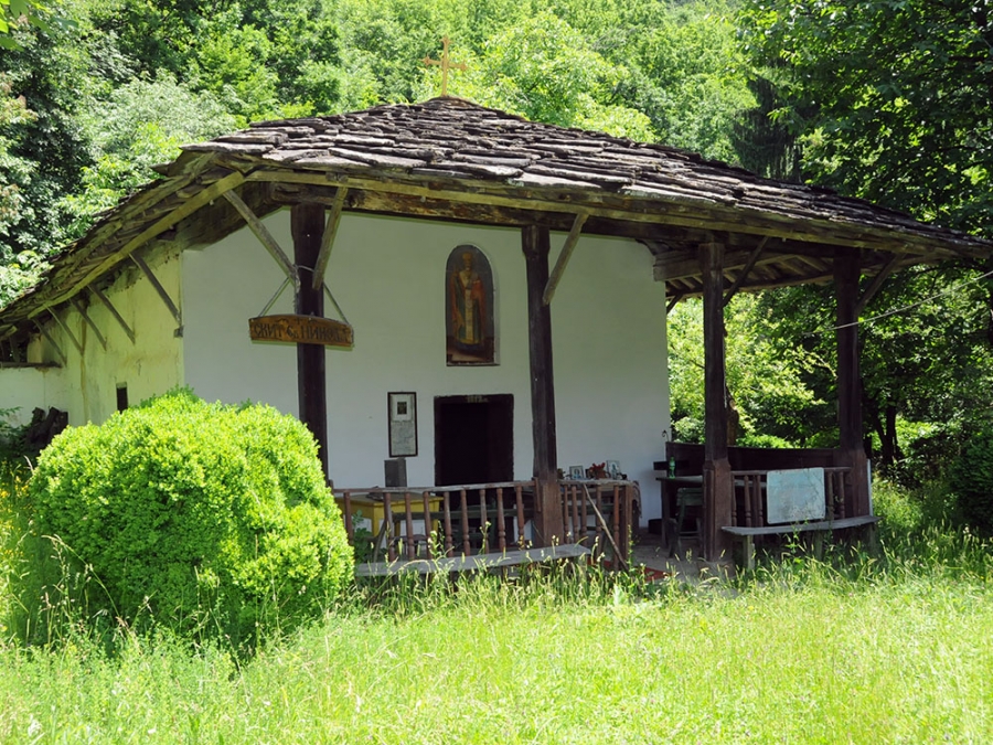 Параклис „Свети Никола“ в Орешак